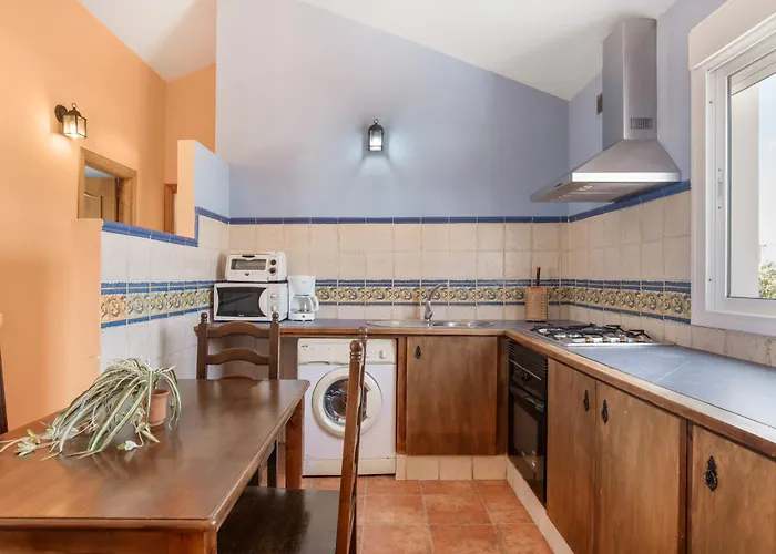 Roche كونيل ذي لا فرونتيرا